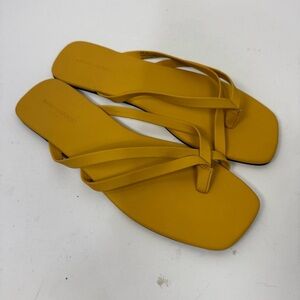 Banana Republic Yellow Open Toe Strappy Sandals Shoes